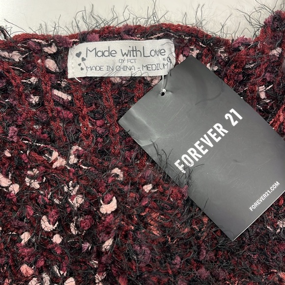 NEW Forever 21 Women’s Plum Knit Scoop Neck Crochet-Like Sweater, Size Medium - Picture 5 of 9